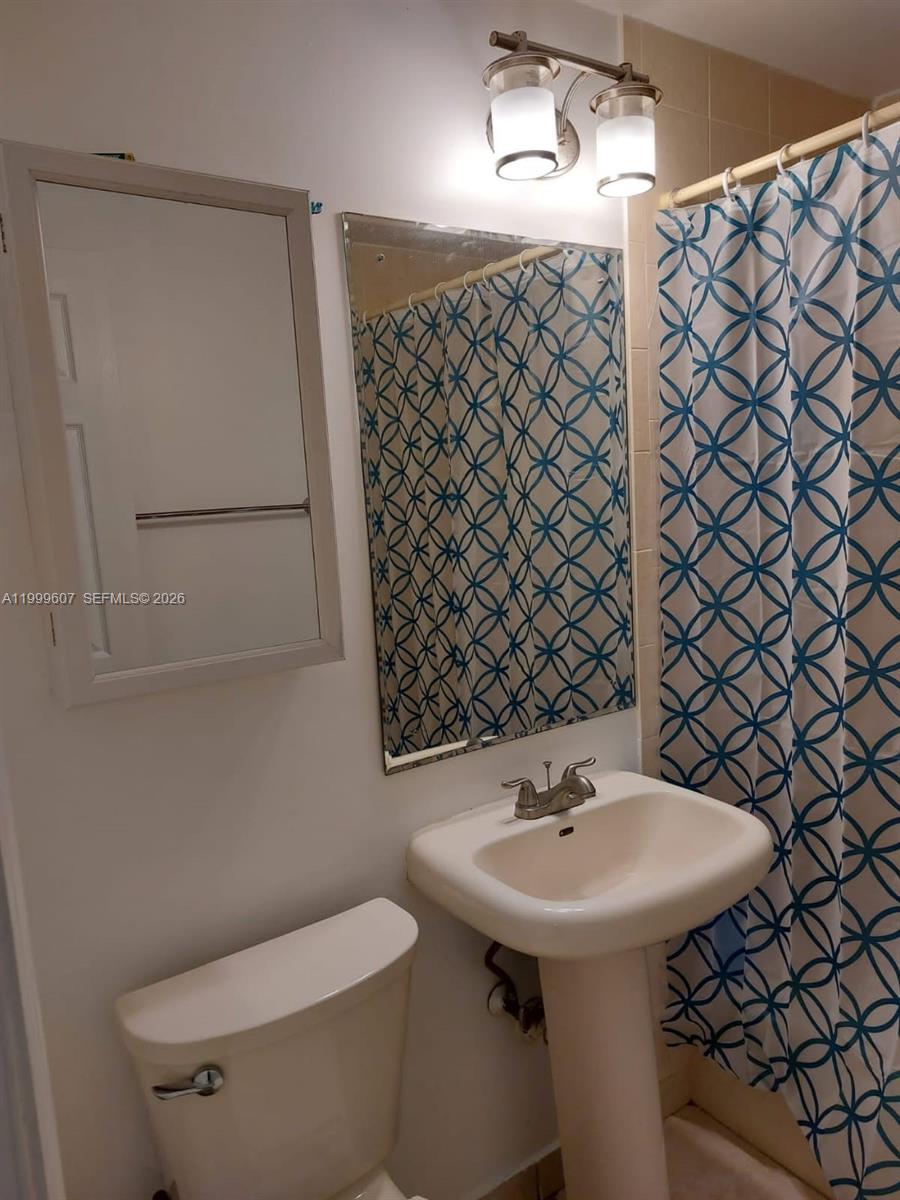 9841 Southwest 48th Street, Unit 1 Miami, FL 33165 - Photo 21 of 27