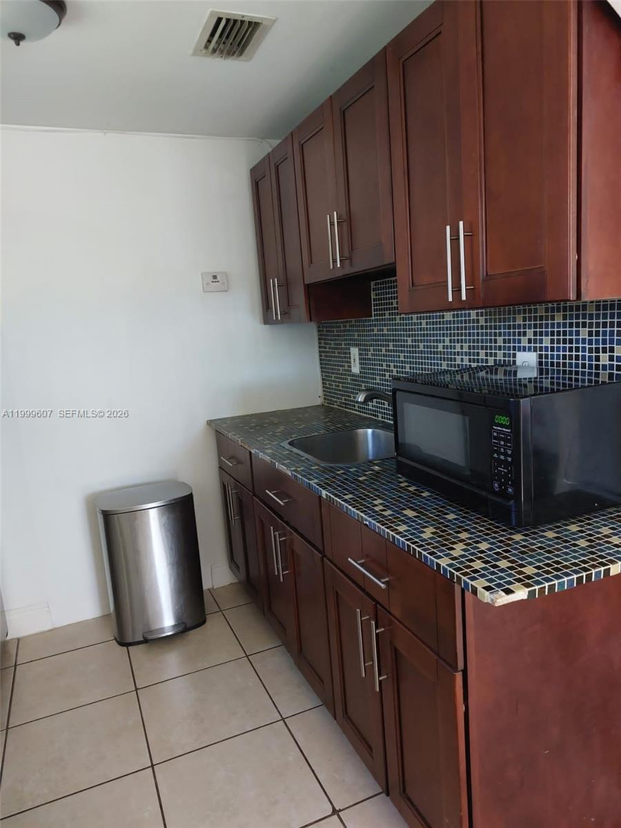 9841 Southwest 48th Street, Unit 1 Miami, FL 33165 - Photo 25 of 27