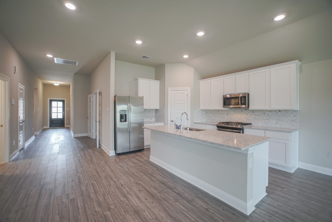 17112 Coneflower Place Conroe, TX 77385 - Photo 10 of 27