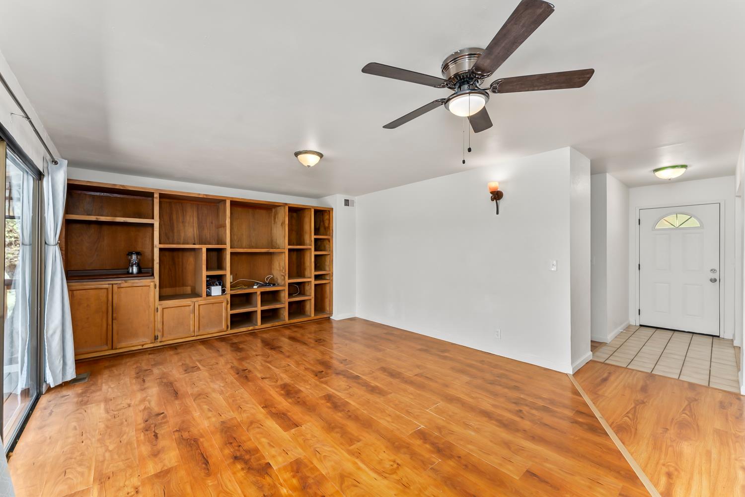 4705 Sand Ridge Road Placerville, CA 95667 - Photo 9 of 36 a view of a livingroom with a workspace