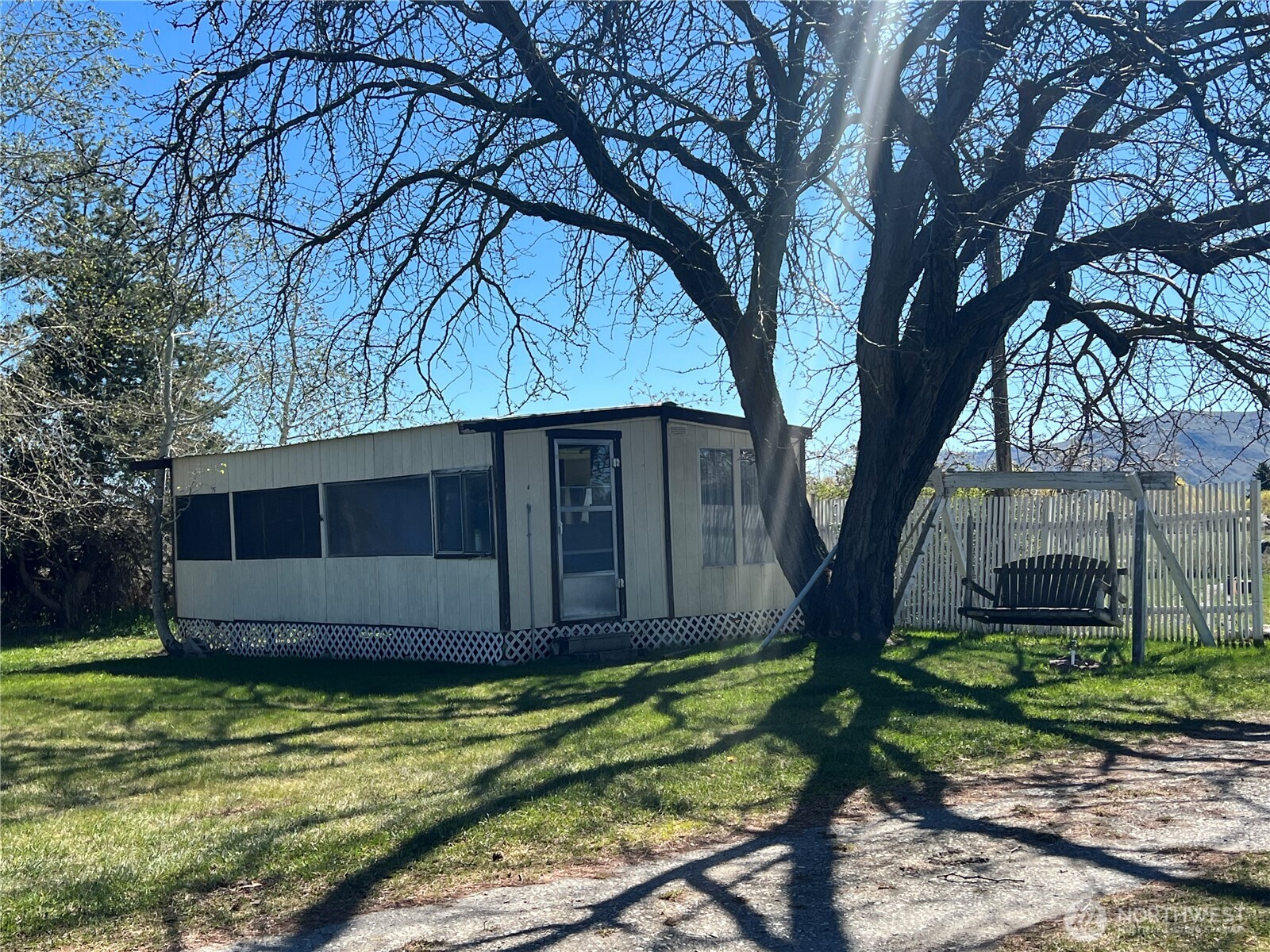 59 Hendrick Loop Road Omak, WA 98841 - Photo 3 of 39