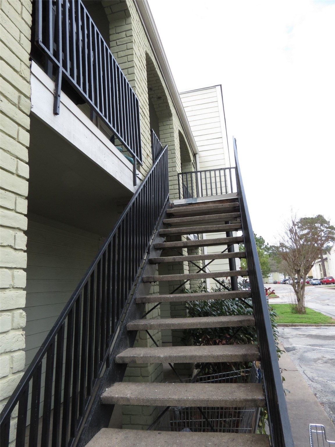 6200 West Tidwell Road West, Unit 1002 Houston, TX 77092 - Photo 2 of 8 a view of entryway