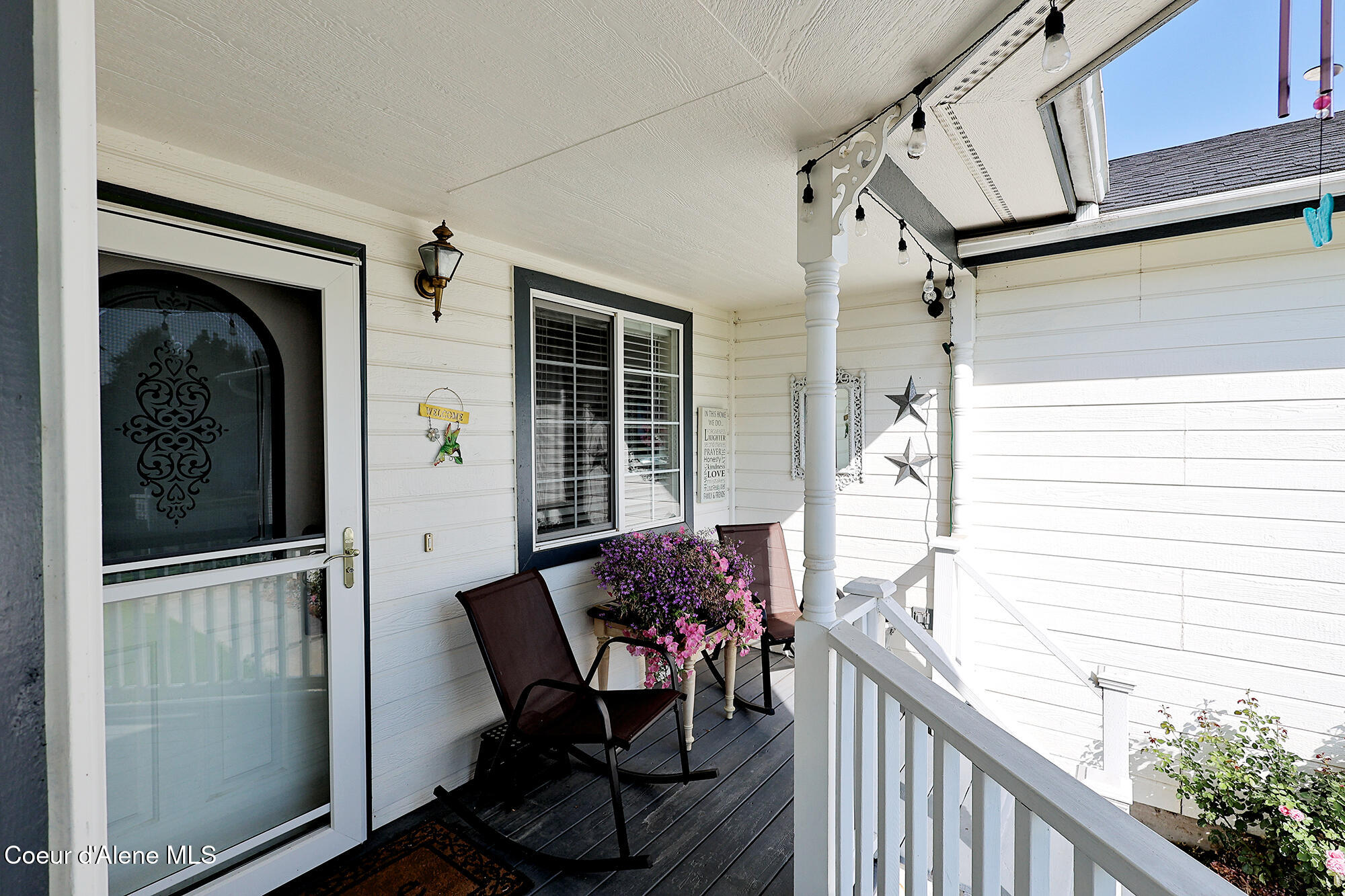 2815 North Slice Drive Post Falls, ID 83854 - Photo 9 of 55 Cute Covered Porch