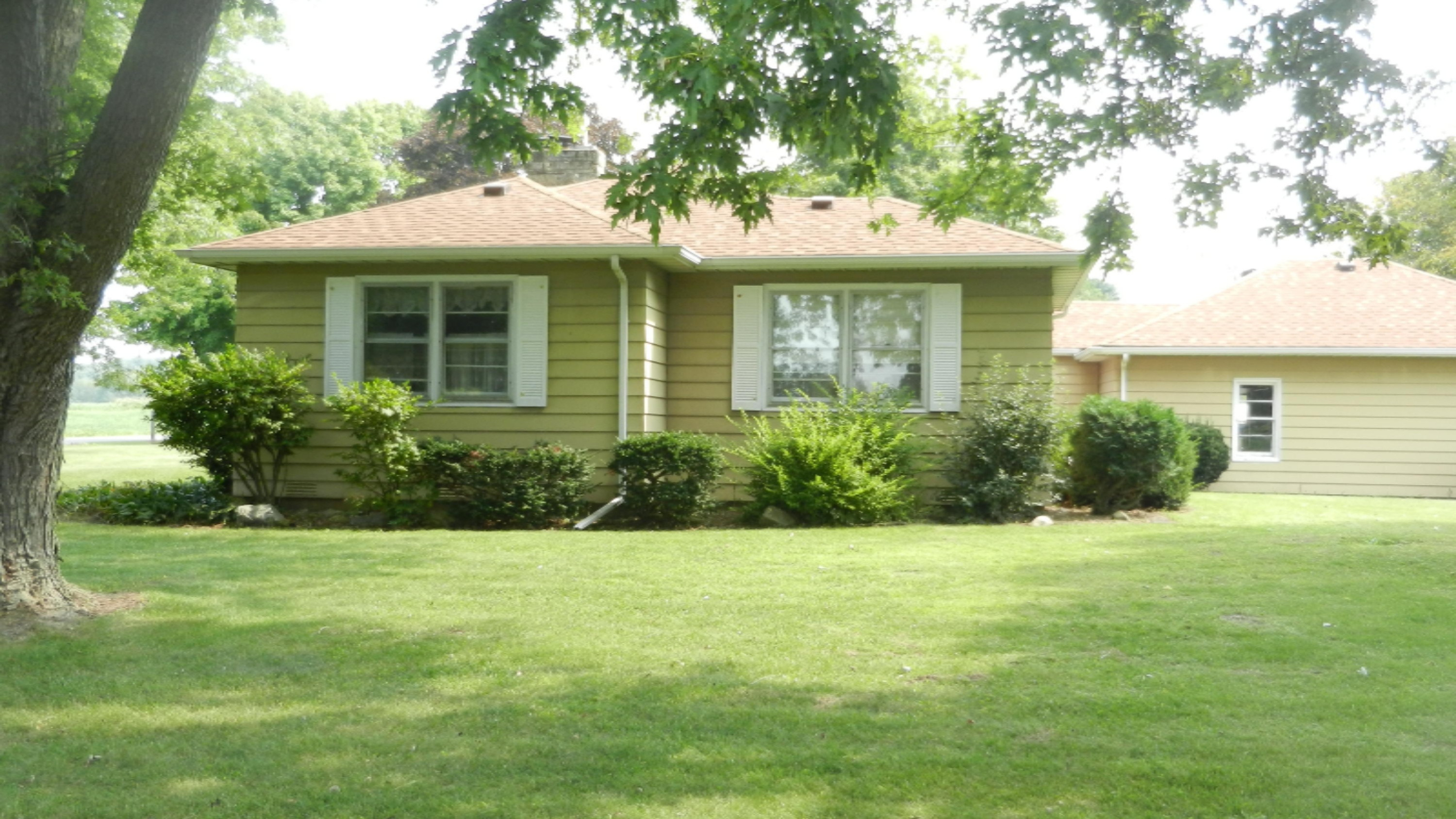 1078 West Shawnee Road Baroda, MI 49101 - Photo 8 of 13 DSCN1414