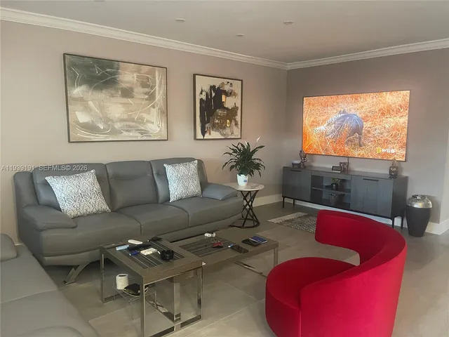 $1,950 | 581 Blue Heron Drive, Unit 318B, Hallandale Beach, FL 33009