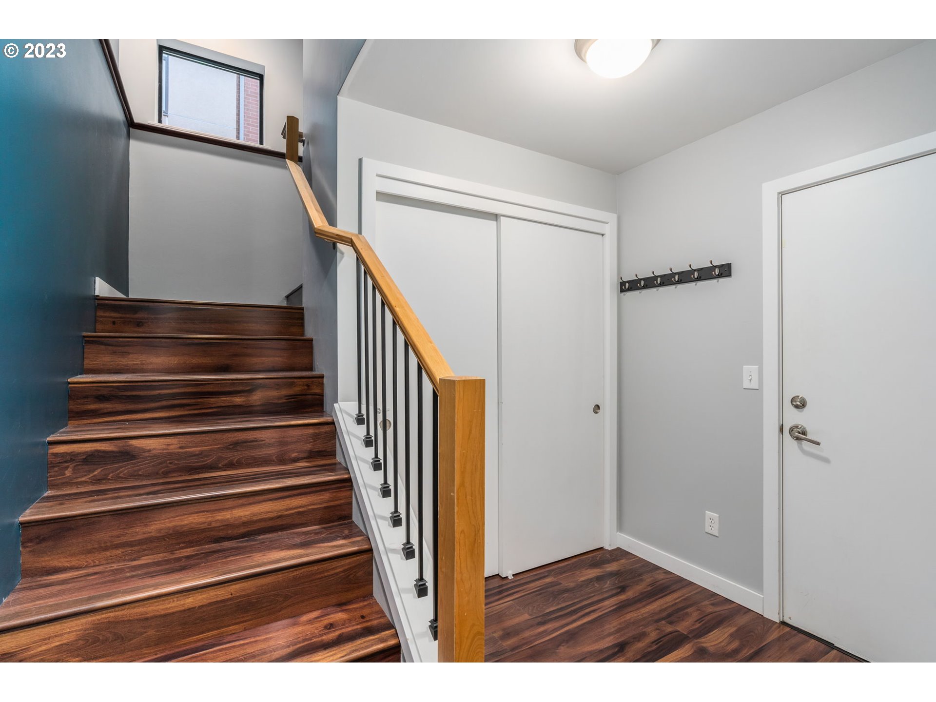 1720 Northwest Riverscape Street Portland, OR 97209 - Photo 20 of 28 Garage