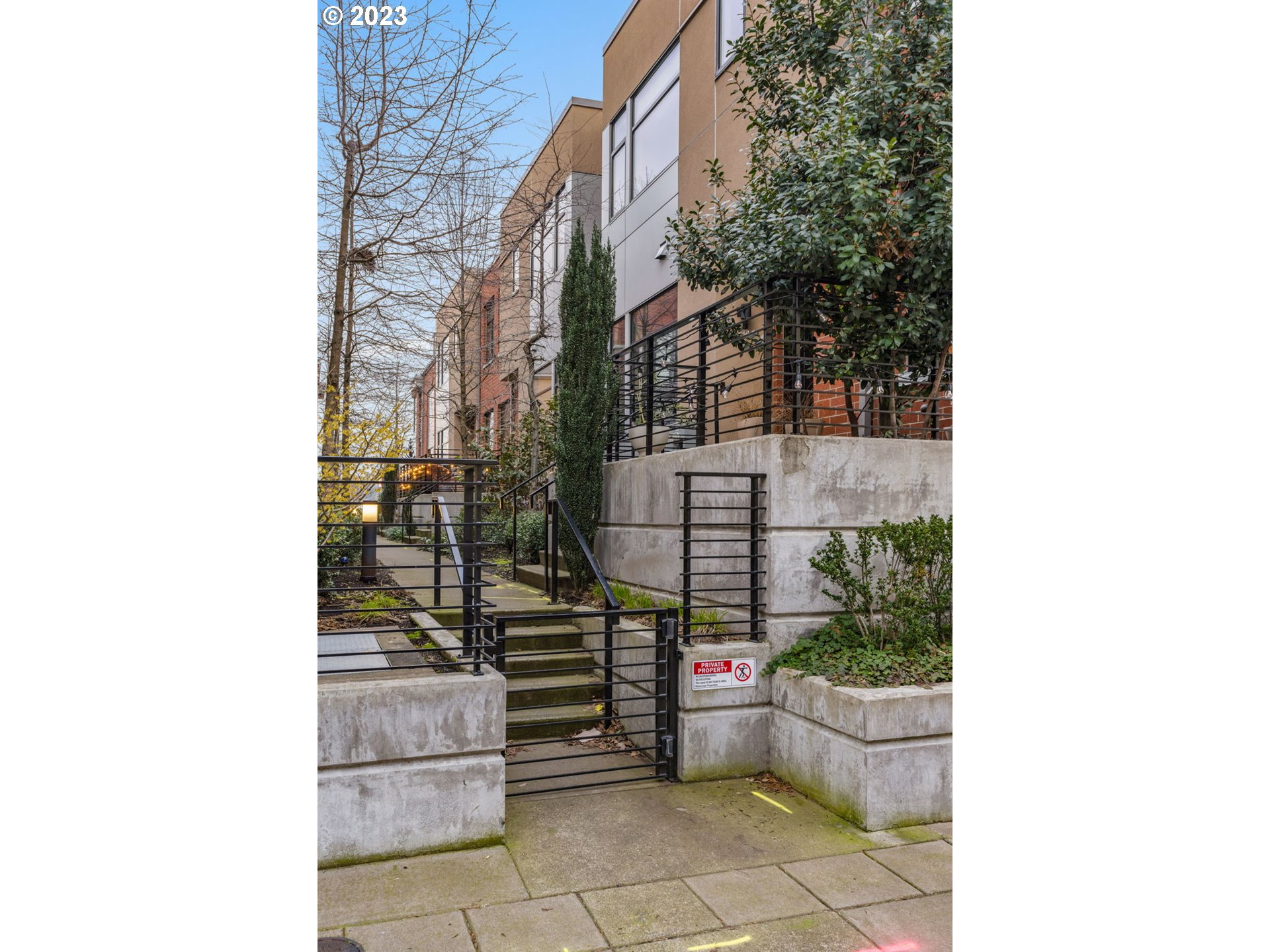 1720 Northwest Riverscape Street Portland, OR 97209 - Photo 24 of 28 Gallery Image 24
