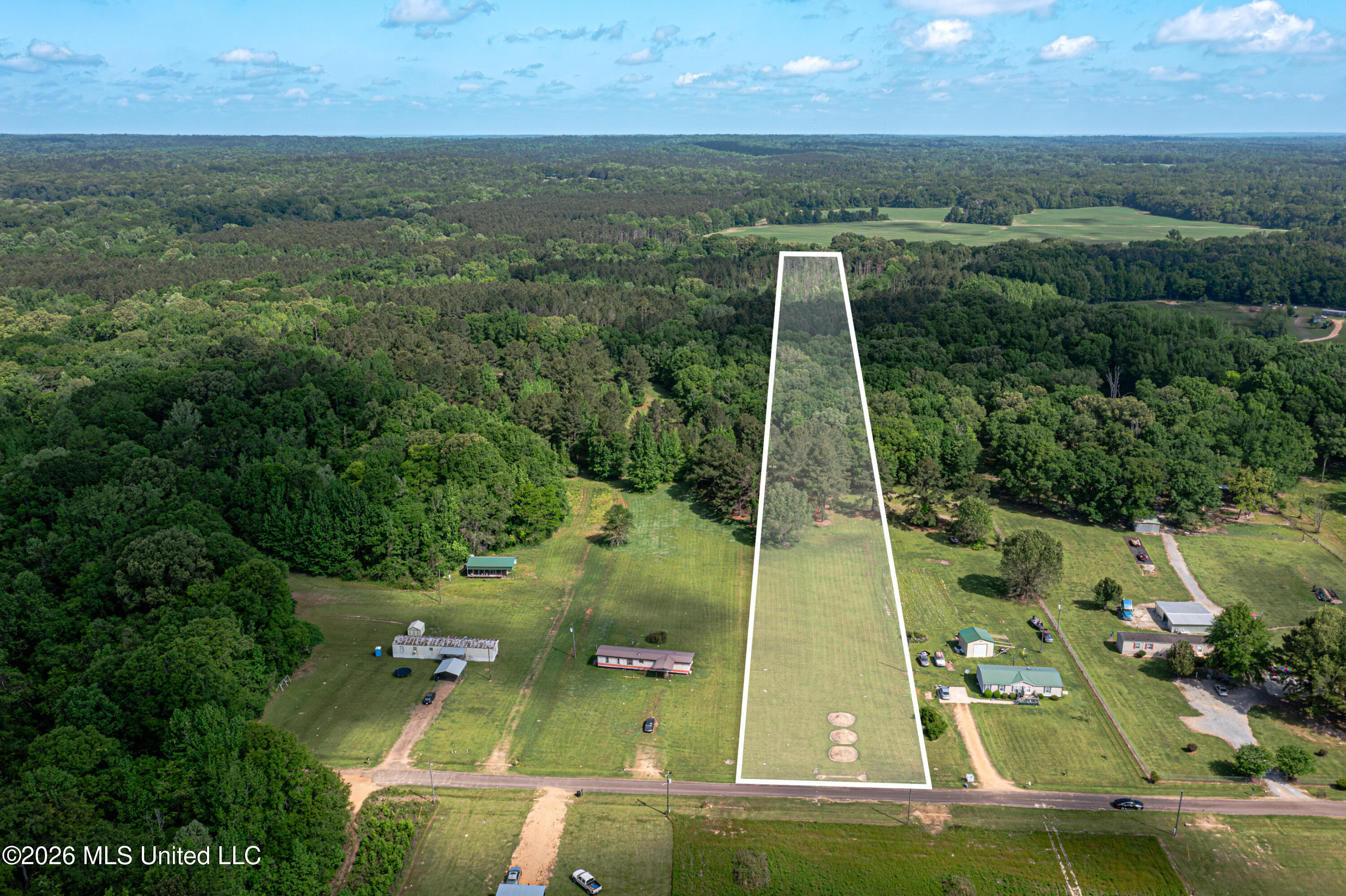 1022 Little Spring Drive Utica, MS 39175 - Photo 4 of 18 DJI_0122 OUTLINED
