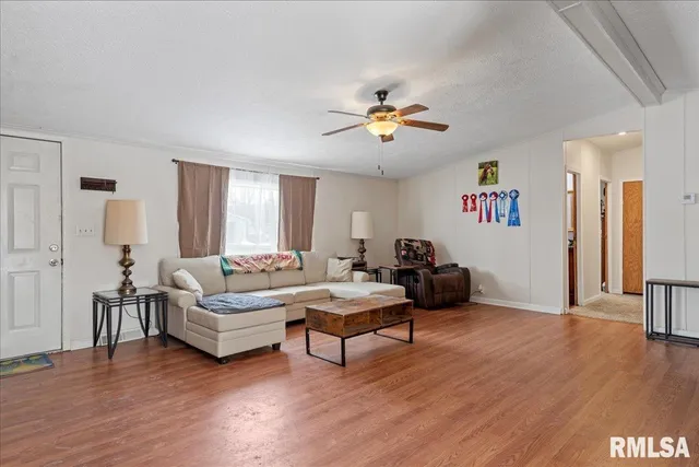 $151,500 | 367 East Oak Street, Hettick, IL 62649