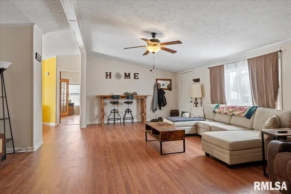 $149,000 | 367 East Oak Street, Hettick, IL 62649