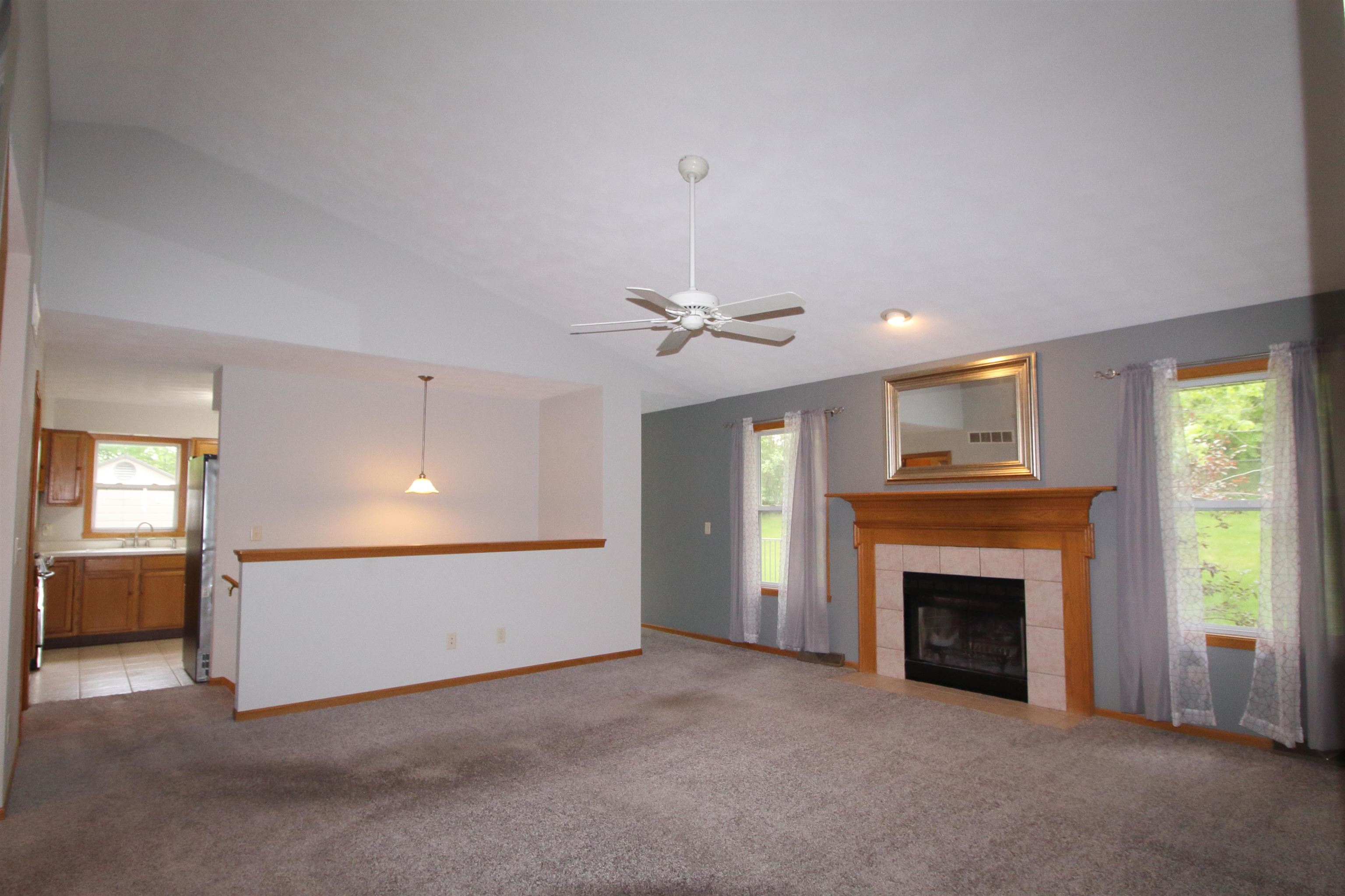 6811 Hedgewood Road Rockford, IL 61108 - Photo 3 of 23