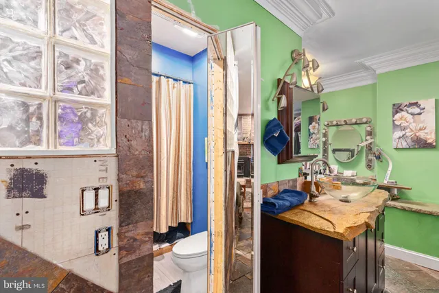 $369,900 | 102 Breezewood Drive, Fredericksburg, VA 22407