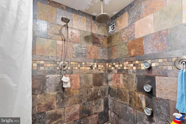 $369,900 | 102 Breezewood Drive, Fredericksburg, VA 22407