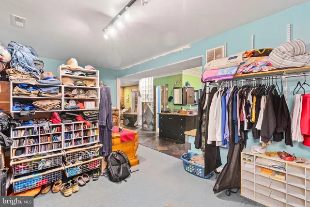 $369,900 | 102 Breezewood Drive, Fredericksburg, VA 22407