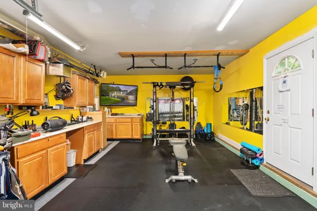 $369,900 | 102 Breezewood Drive, Fredericksburg, VA 22407