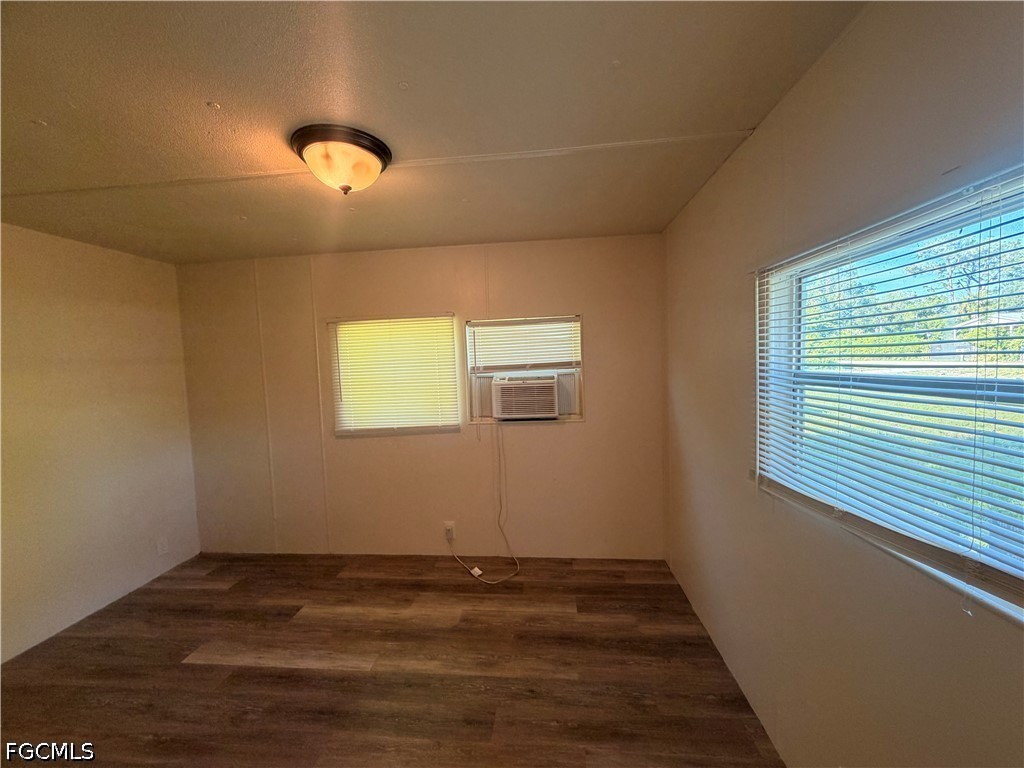 8385 Nault Road North Fort Myers, FL 33917 - Photo 4 of 10