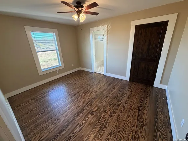 $1,895 | 12985 Fm 1333, Charlotte, TX 78011