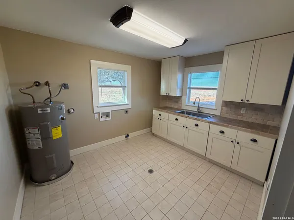 $1,895 | 12985 Fm 1333, Charlotte, TX 78011