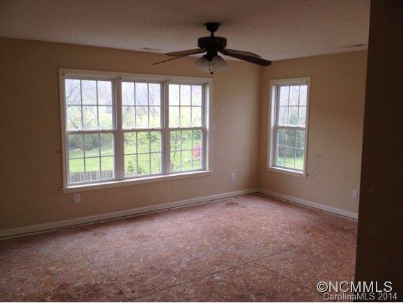 358 English Oak Road Fletcher, NC 28732 - Photo 11 of 15