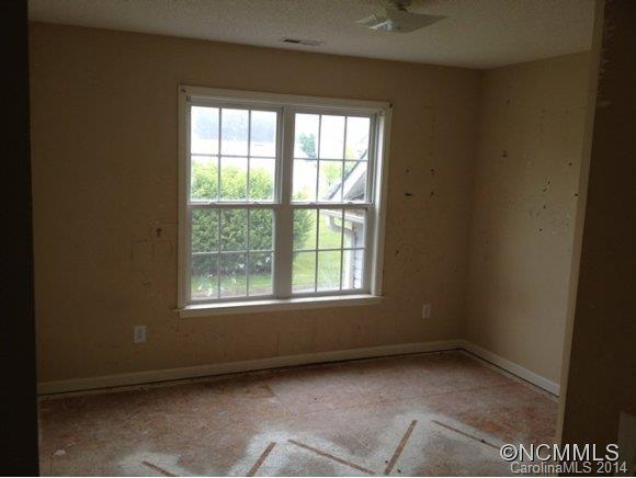 358 English Oak Road Fletcher, NC 28732 - Photo 12 of 15