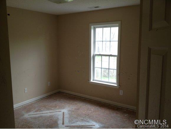 358 English Oak Road Fletcher, NC 28732 - Photo 13 of 15