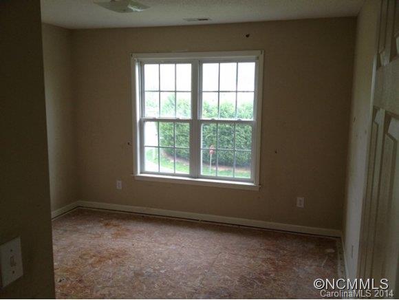 358 English Oak Road Fletcher, NC 28732 - Photo 10 of 15