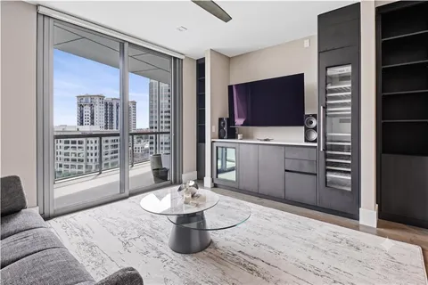 $2,590,000 | 3107 Peachtree Road Northeast, Unit 1001, Atlanta, GA 30305