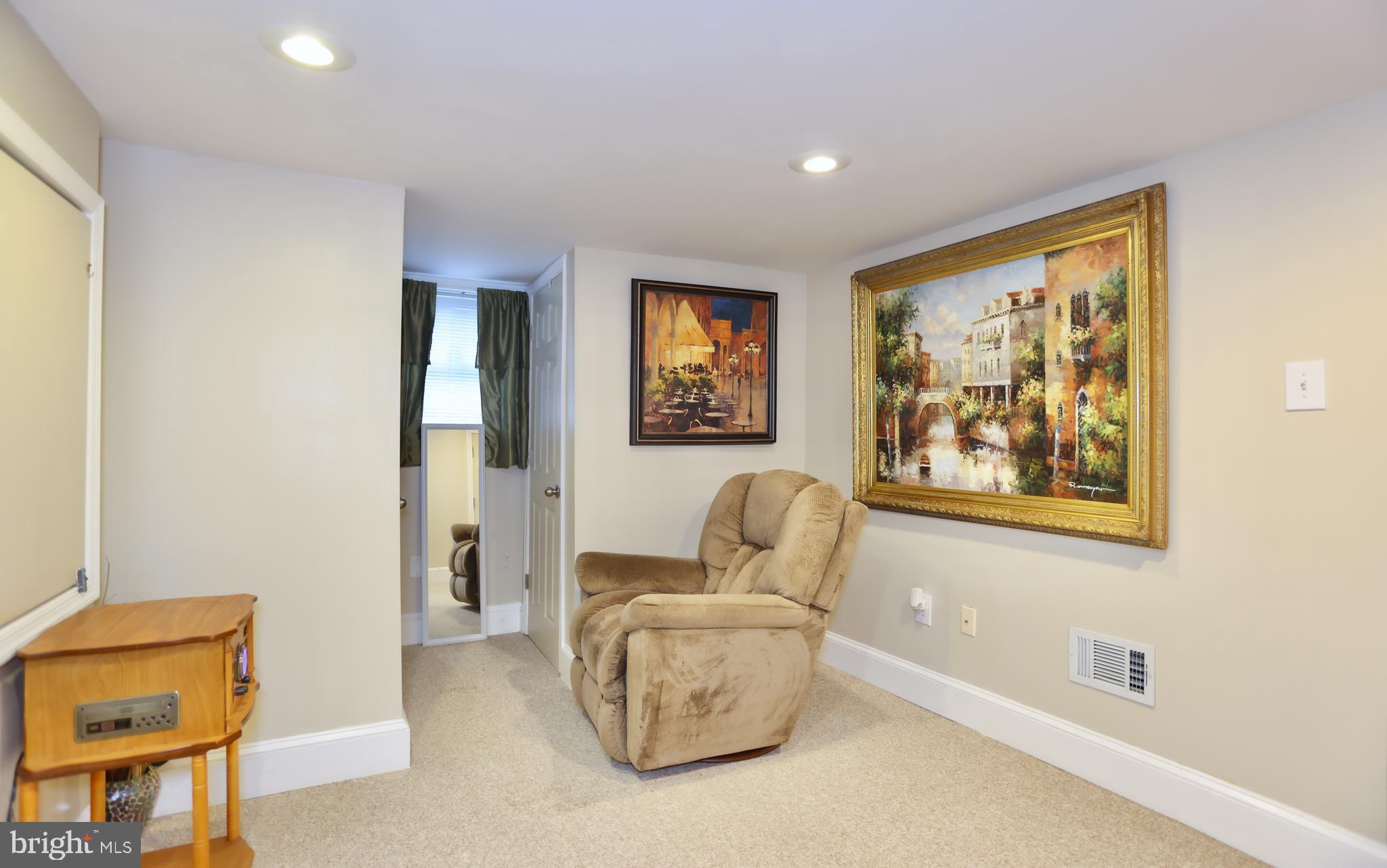 12104 Dewey Road Silver Spring, MD 20906 - Photo 22 of 32