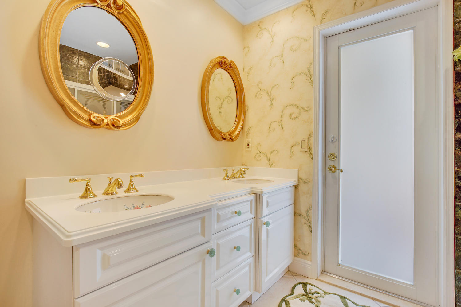 1071 Northwest 3rd Street Boca Raton, FL 33486 - Photo 19 of 25 Cabana bath