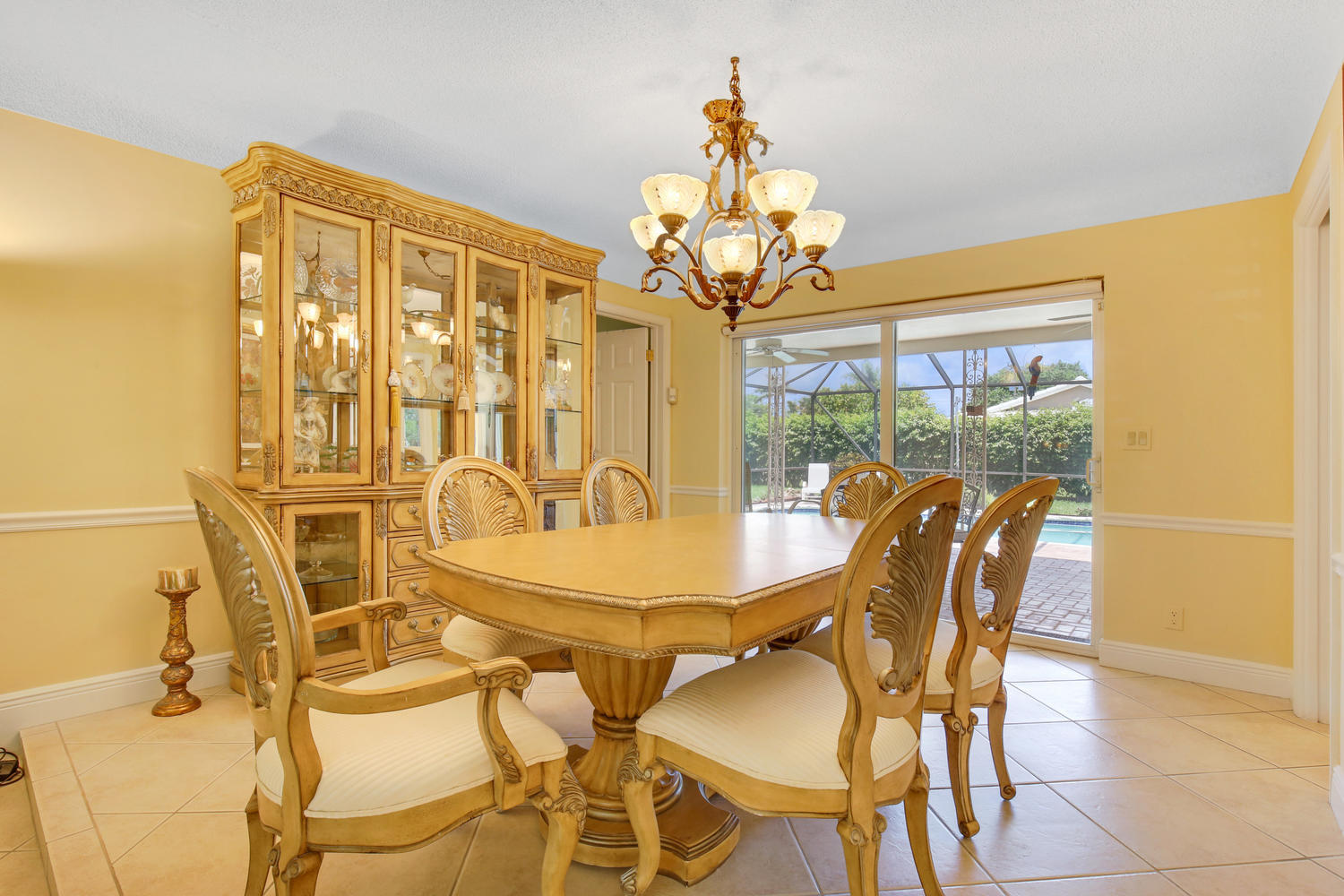 1071 Northwest 3rd Street Boca Raton, FL 33486 - Photo 6 of 25 Dining room