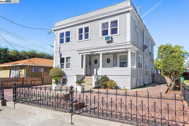 $1,255,000 | 629 Santa Clara Avenue, Alameda, CA 94501