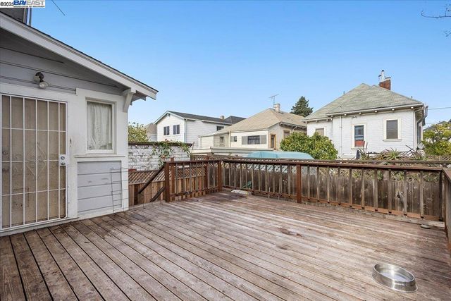 $1,255,000 | 629 Santa Clara Avenue, Alameda, CA 94501
