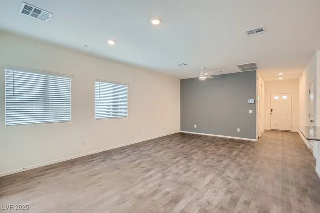 $1,888 | 364 Canary Song Drive, Unit 364, Henderson, NV 89011