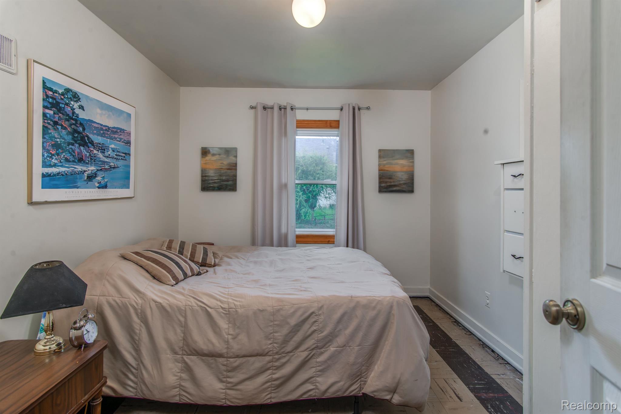 820 Bretton Road Lansing, MI 48917 - Photo 7 of 14 Gallery Image 7