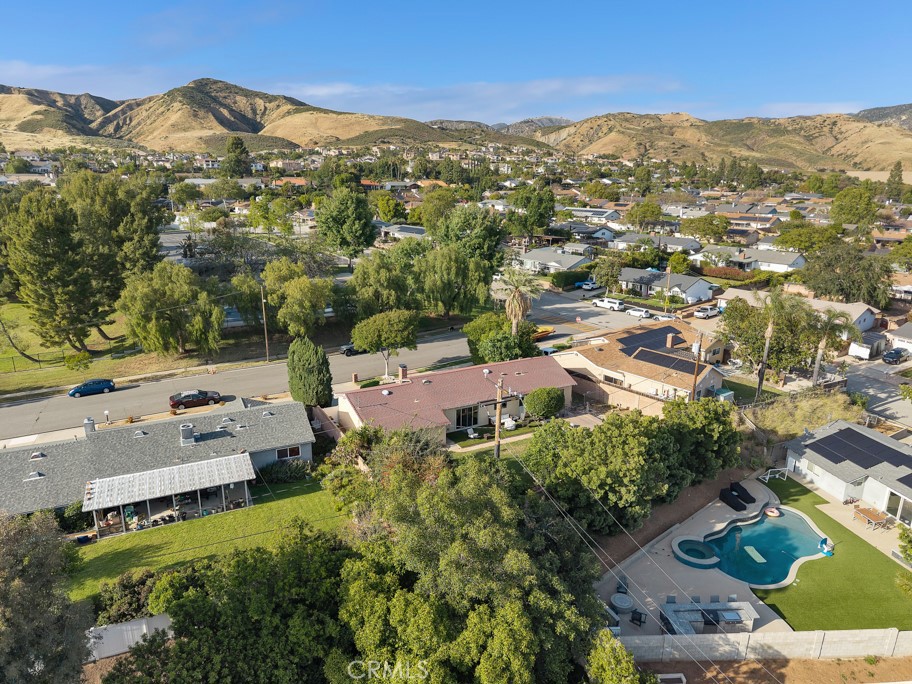 4688 Fort Davis Street Simi Valley, CA 93063 - Photo 9 of 44