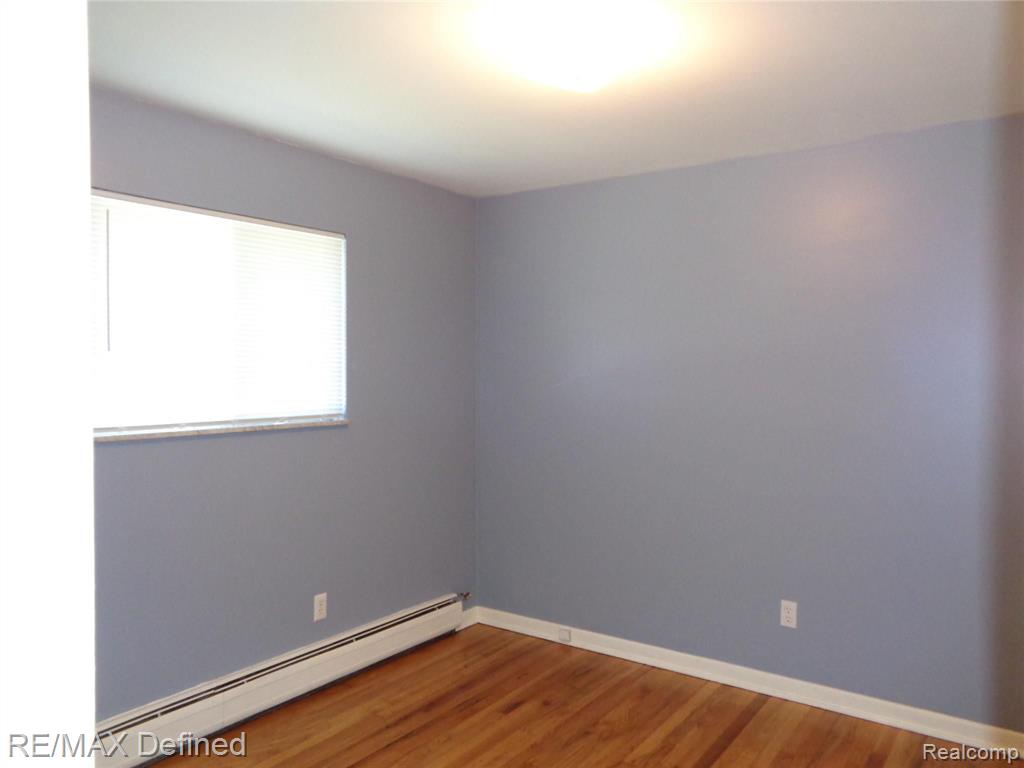45060 Platt Street Utica, MI 48317 - Photo 7 of 11
