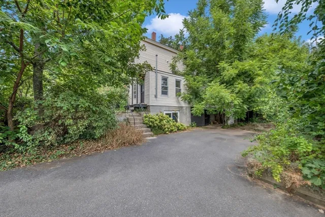 $699,900 | 1687-1689 Main Street, Concord, MA 01742