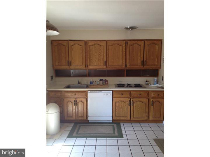22 Gill Road Haddonfield, NJ 08033 - Photo 4 of 21 Kitchen