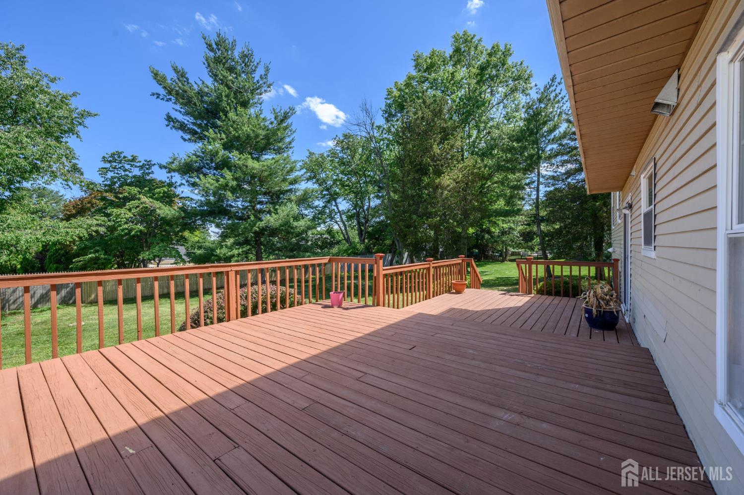 133 Hickory Road Somerset, NJ 08873 - Photo 31 of 45