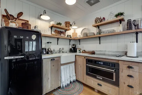 $6,488,000 | 6420 Soda Bay Road, Kelseyville, CA 95451