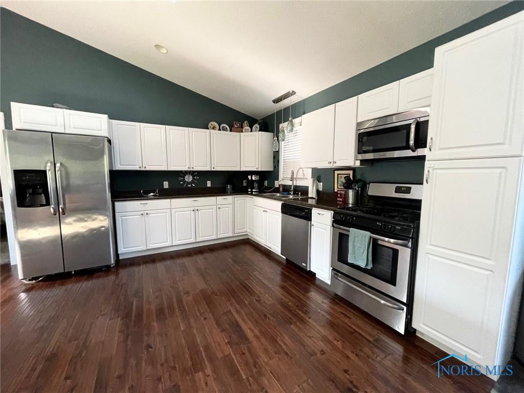921 Patchen Road Oregon, OH 43616 - Photo 26 of 44 Gallery Image 26