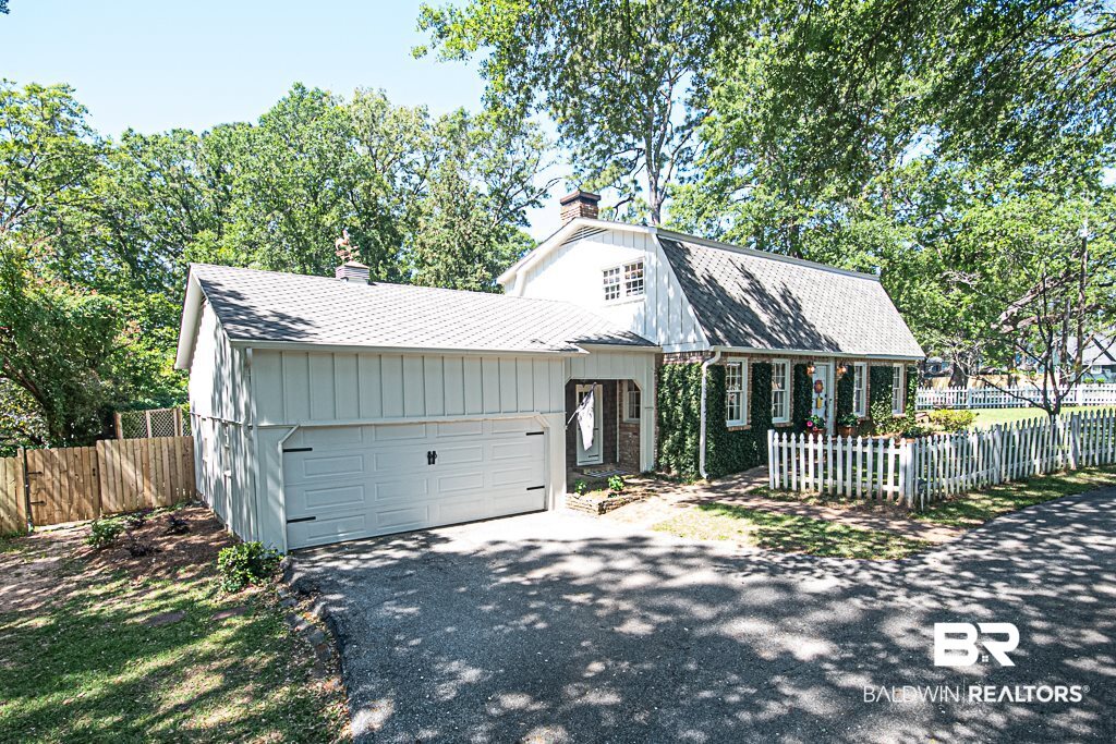 4101 Japonica Lane Mobile, AL 36693 - Photo 2 of 29