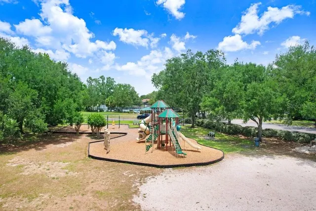 a view of an outdoor space