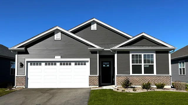 $429,990 | 2582 Skye Drive, Pingree Grove, IL 60140