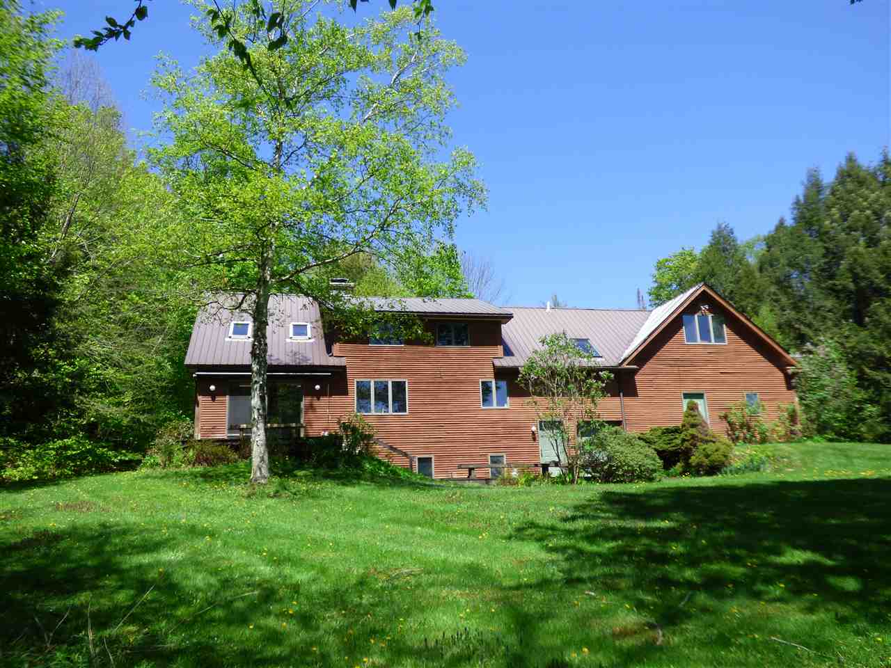 282 Slayton Farm Road Stowe, VT 05672 - Photo 7 of 40