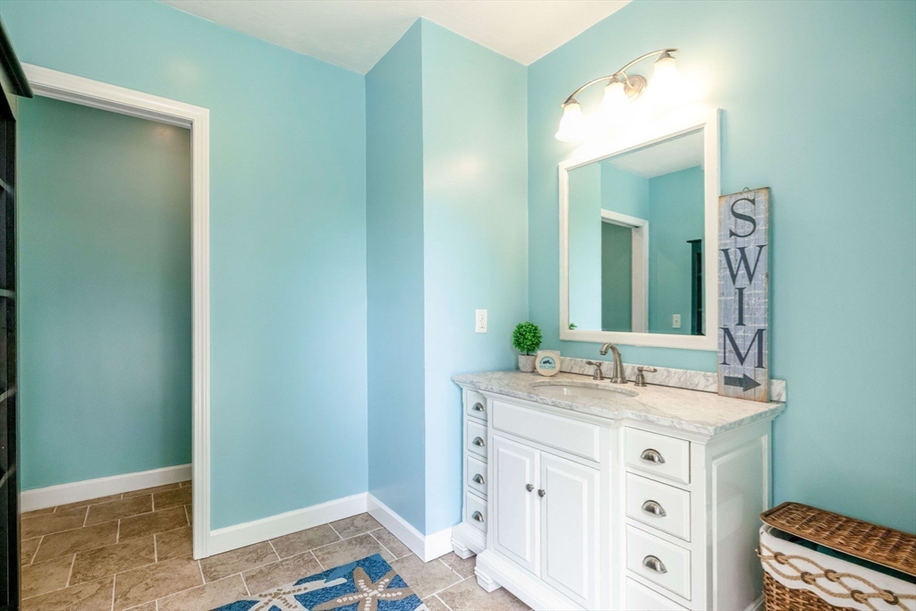 42 Coach Road North Attleboro, MA 02760 - Photo 32 of 42
