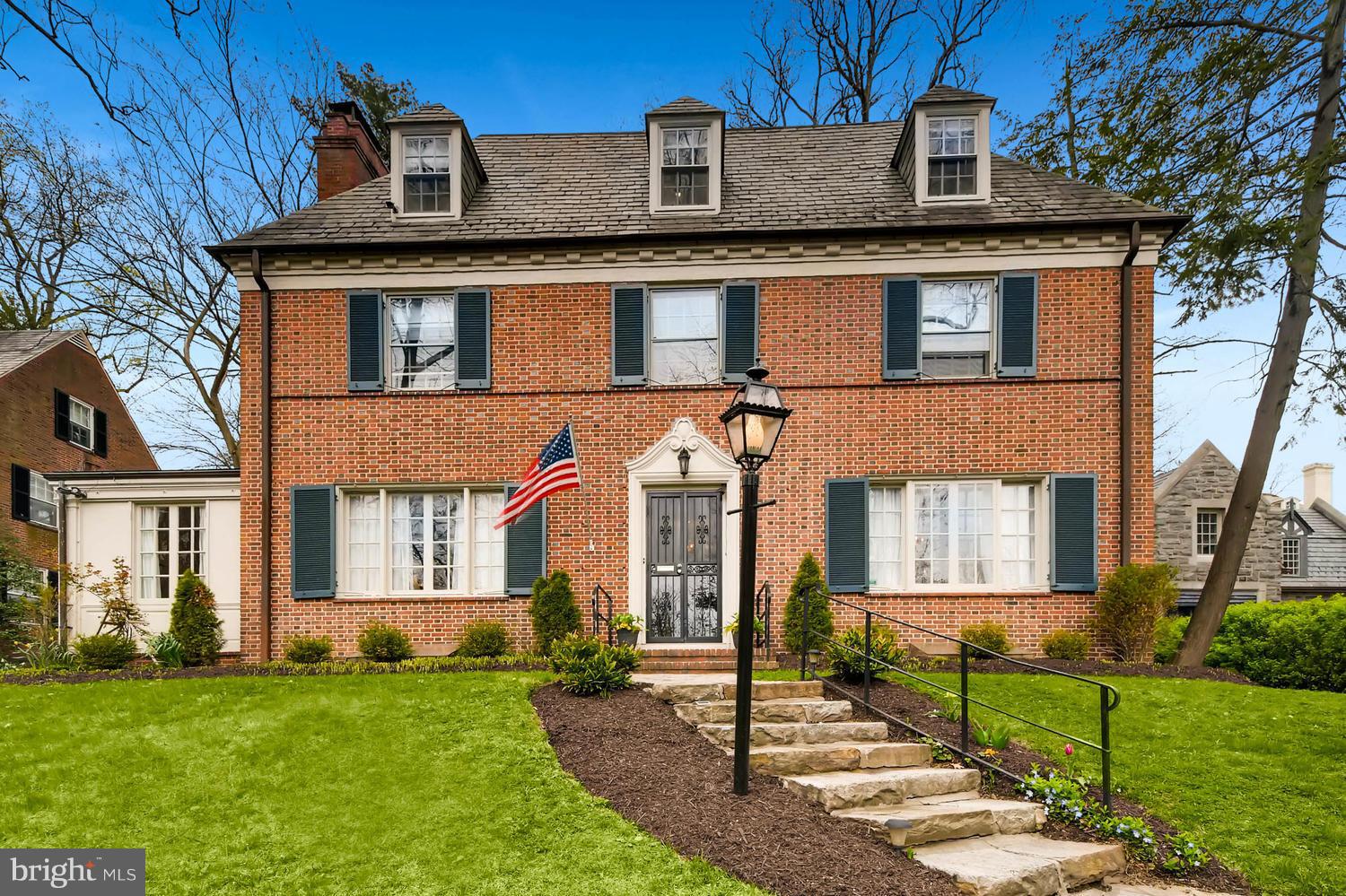4 Millbrook Road Baltimore, MD 21218 - Photo 1 of 29 RARE Lamdin Design ft 5 BR, 4.5 BA + 2 Car Garage