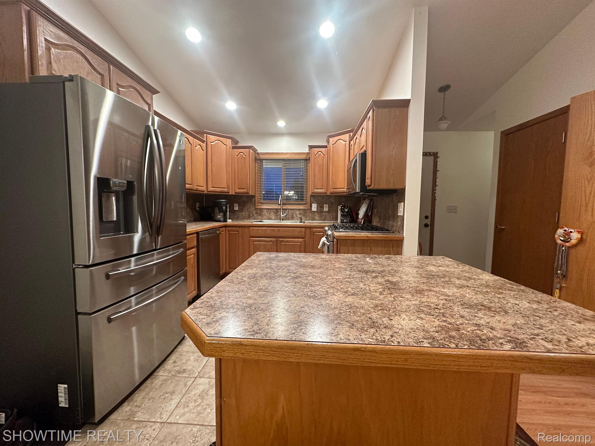 4178 Marathon Road Columbiaville, MI 48421 - Photo 3 of 28 Gallery Image 3
