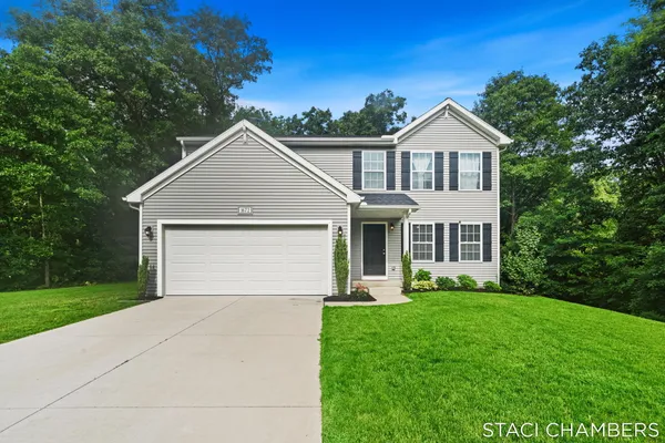 $374,500 | 1672 East Ryan Woods Drive, Allegan, MI 49010
