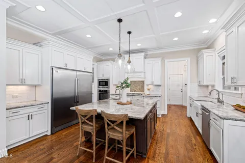 $1,135,000 | 3209 Bryant Falls Court, Raleigh, NC 27613